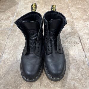 Dr. Martens 1460 Slip Resistant Black Leather Lace-Up Boots + New Laces